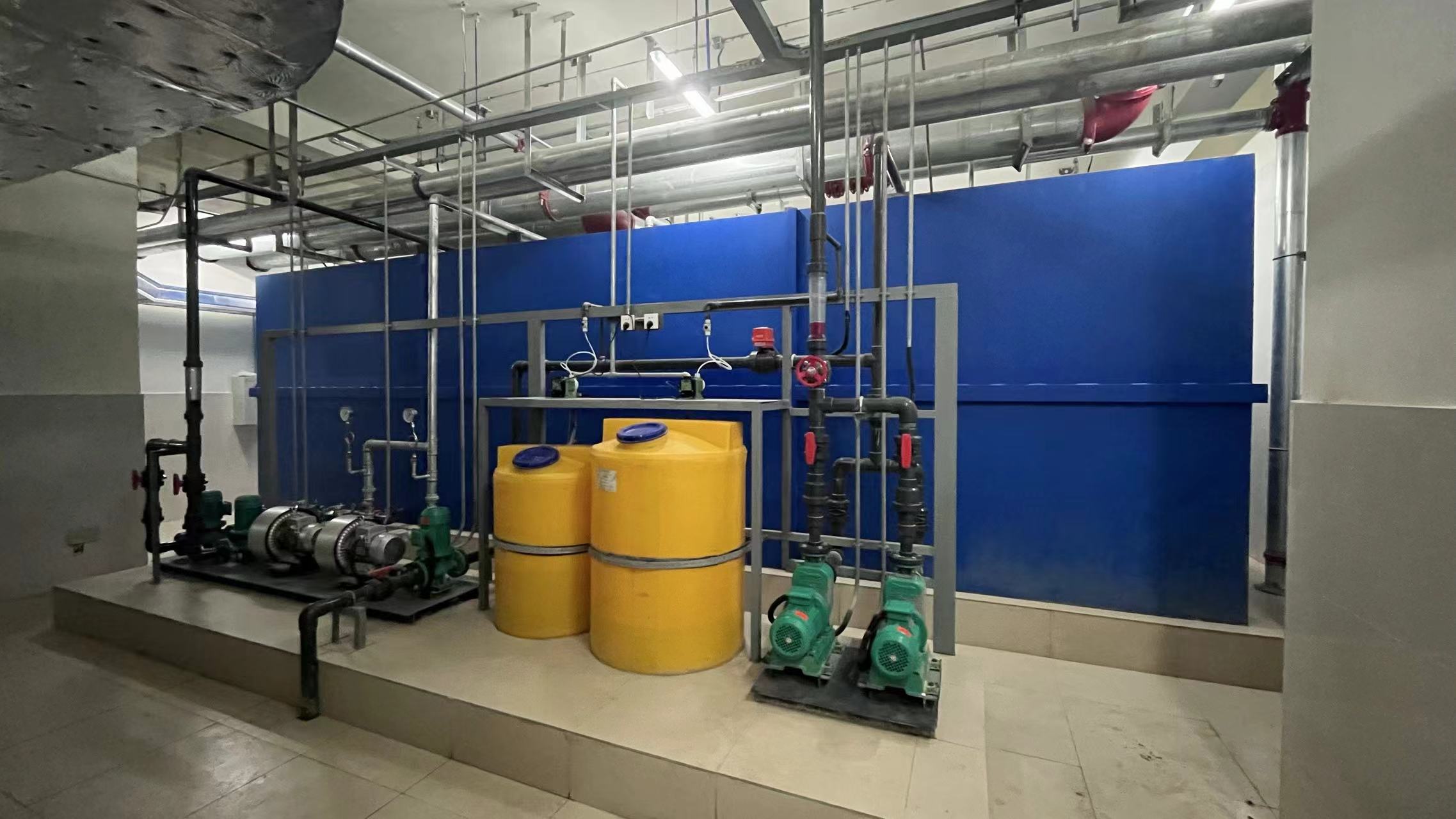 SKP中雨水 (2).jpg SKP中雨水 (2).jpg